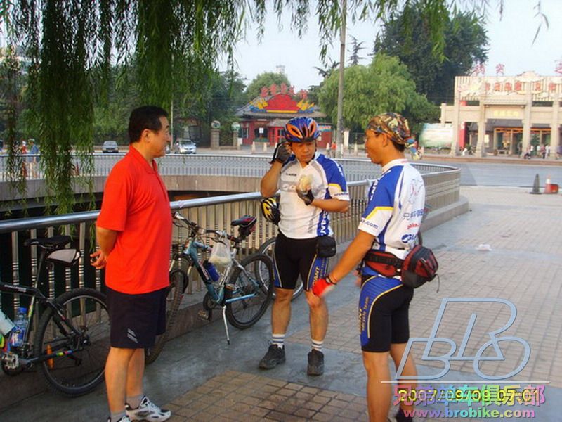 SSL24048_缩小大小.jpg