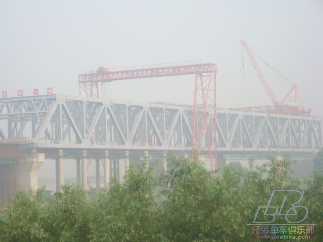 建设中的京沪高铁桥