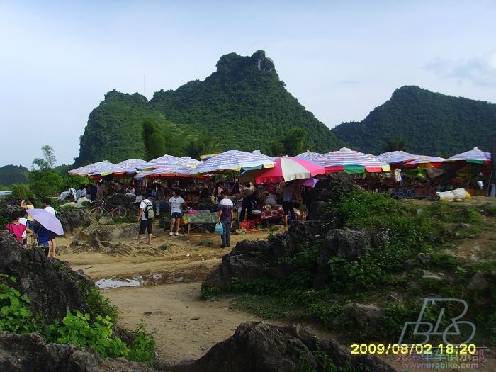 越南集市，物价不低