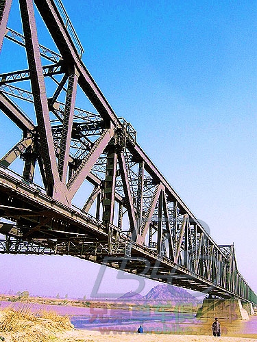 历史悠久的铁路桥